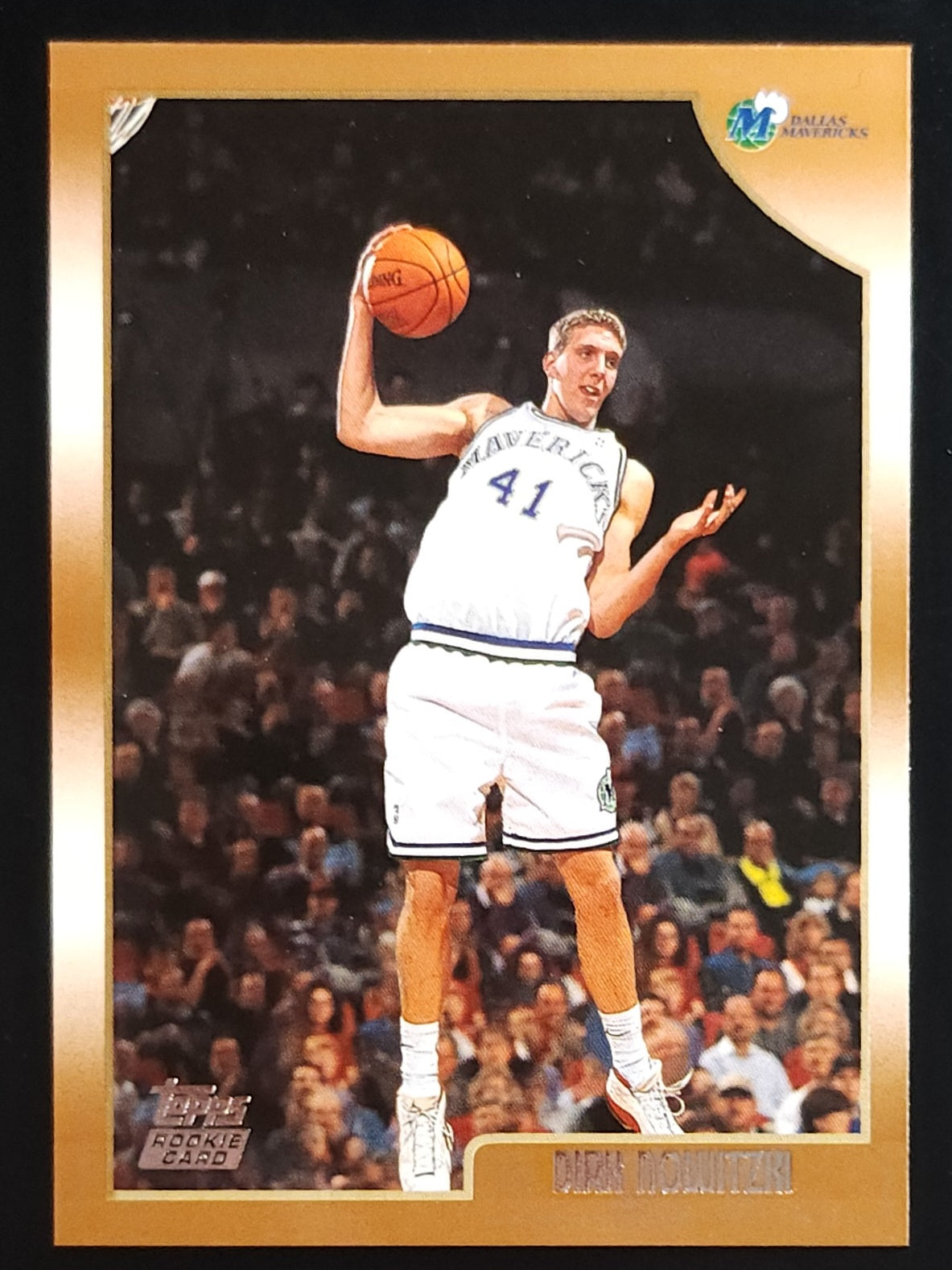 Dirk Nowitzki 1998-99 Topps Rookie #154 Mavericks